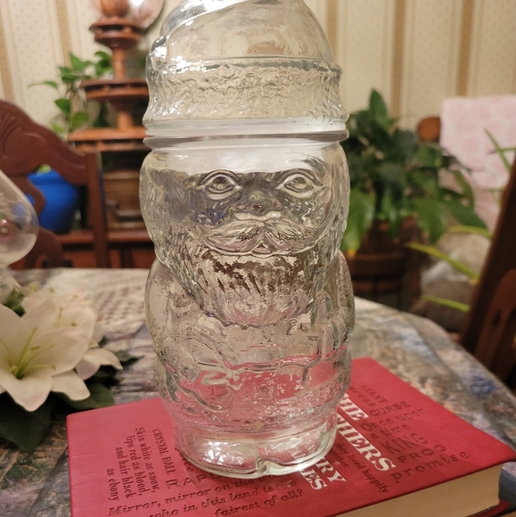 Glass Santa jar with lid - Picture 1 of 3